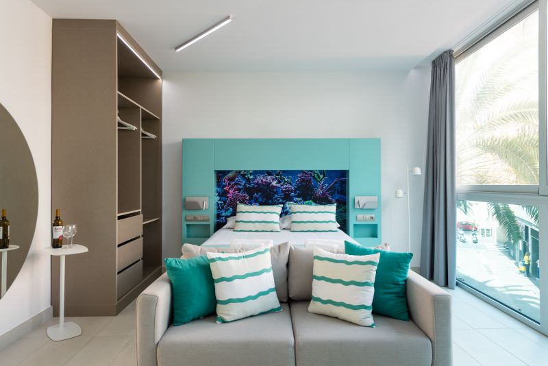 Edison Building 102 By CanariasGetaway