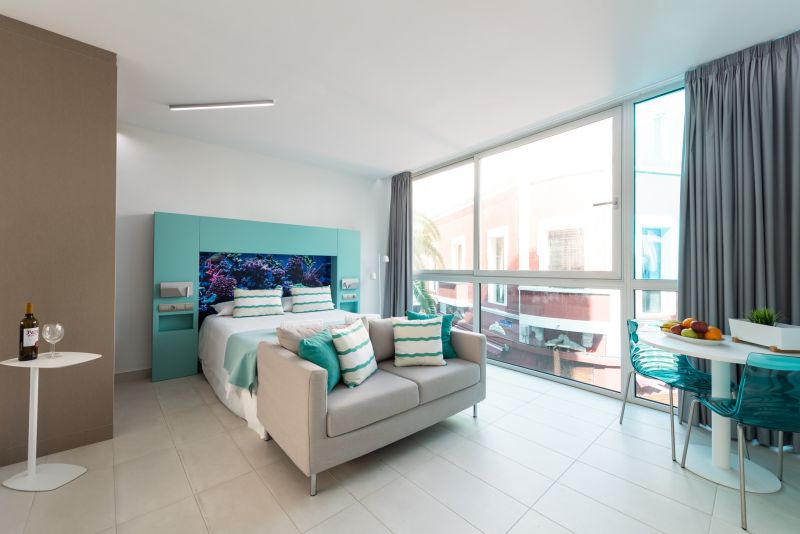 Edison Building 102 By CanariasGetaway