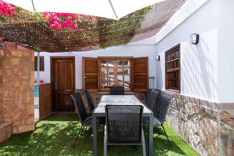 Great house with Pool S.Agustín By CanariasGetaway