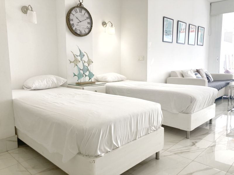 Santa Catalina Beach Flat by Canary365