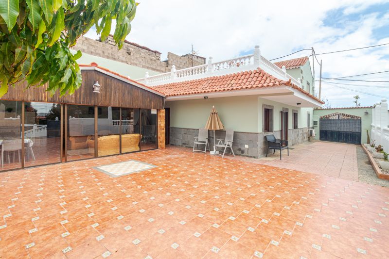 Casa Marjoes I + Communal Pool + Terrace + BBQ