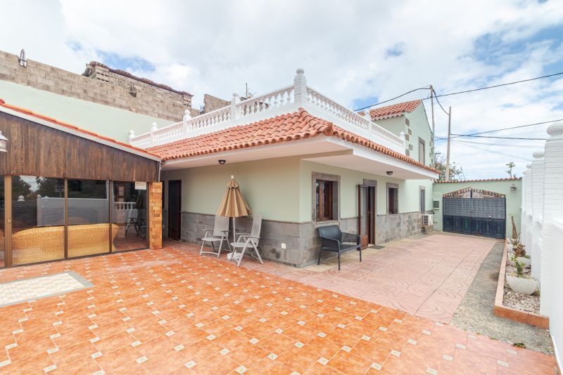 Casa Marjoes I + Communal Pool + Terrace + BBQ