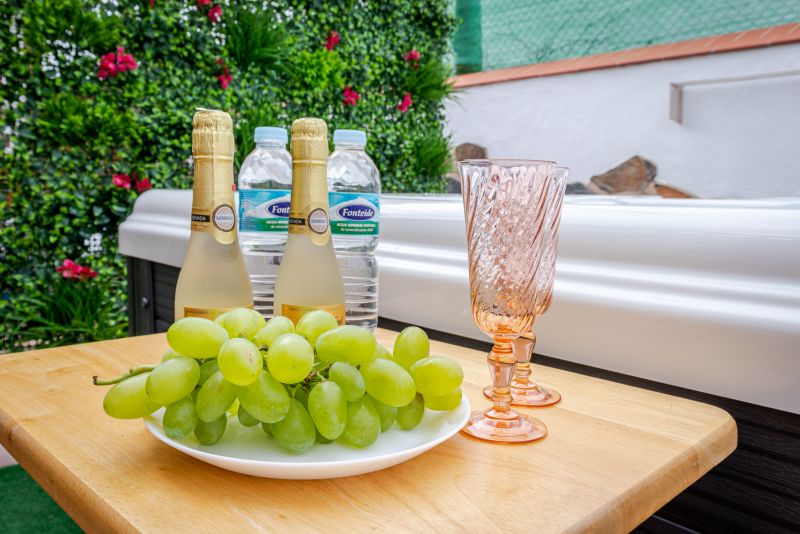 Mari House With Jacuzzi and BBQ by CanariasGetaway