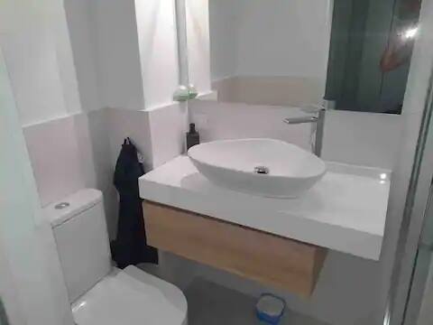 moderno y confortable, renovado, canteras