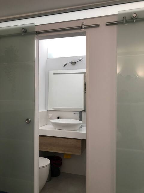 moderno y confortable, renovado, canteras