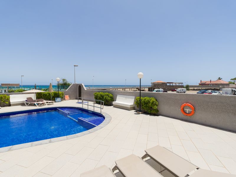 Guayabo Beach Home by CanariasGetaway