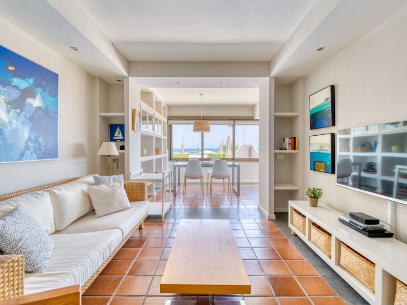 Guayabo Beach Home by CanariasGetaway