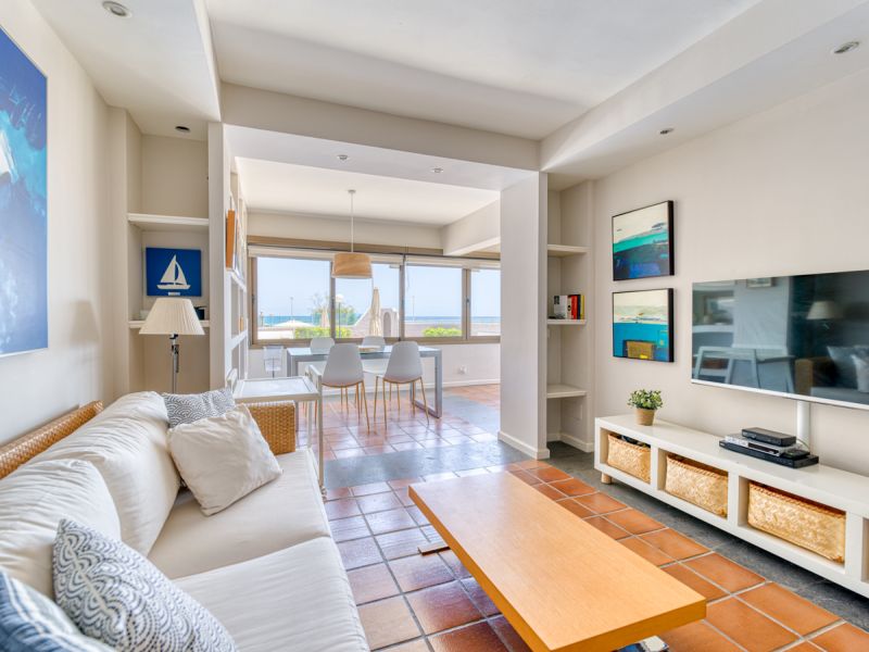 Guayabo Beach Home by CanariasGetaway