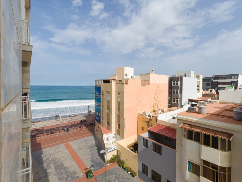 Canteras Sport Beach by Canariasgetaway
