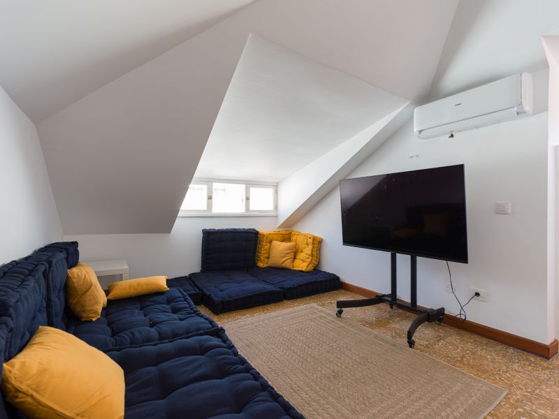 Cosmopolitan Design  By CanariasGetaway