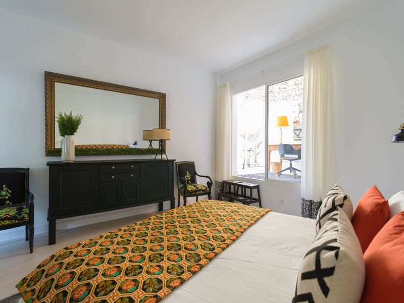 Cosmopolitan Design  By CanariasGetaway