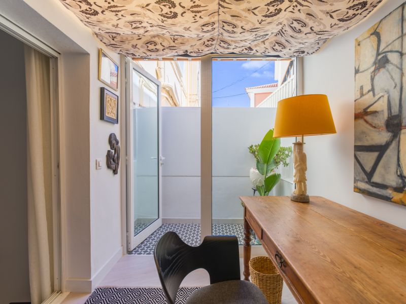 Cosmopolitan Design  By CanariasGetaway