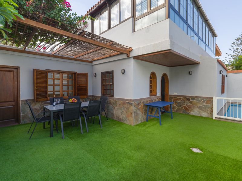 Great house with Pool S.Agustín By CanariasGetaway