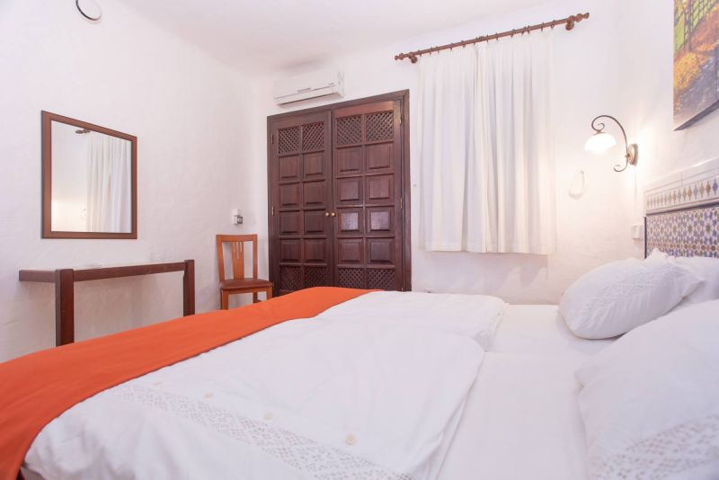 Altamar 28 with terrace&pool By CanariasGetaway