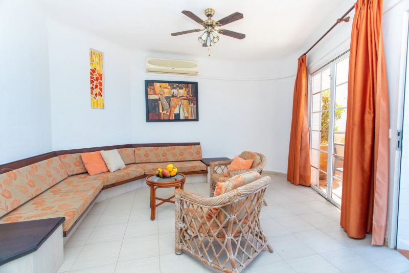 Altamar 28 with terrace&pool By CanariasGetaway