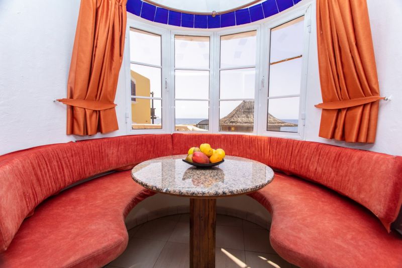 Altamar 28 with terrace&pool By CanariasGetaway