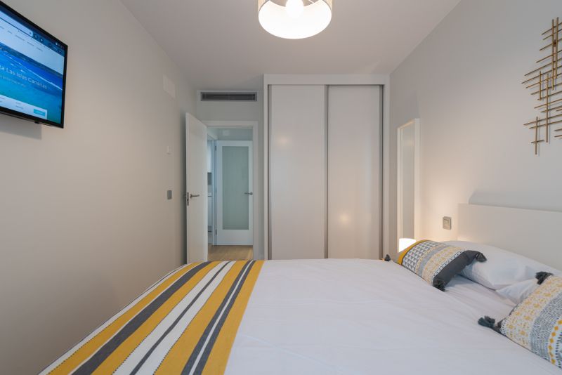 Eli Canteras - Park & Airco By CanariasGetaway