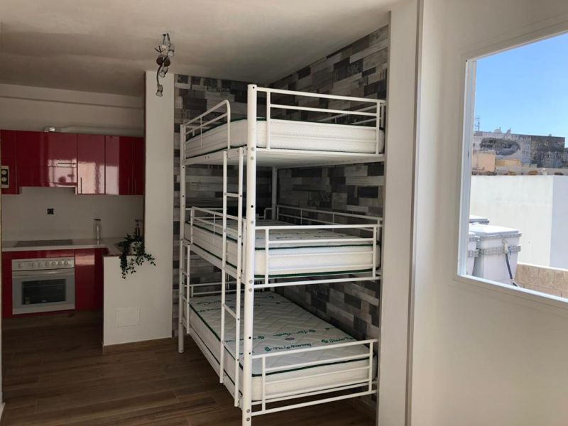  BRIGH LOFT DISHWASER SURFERS&NÓMADS